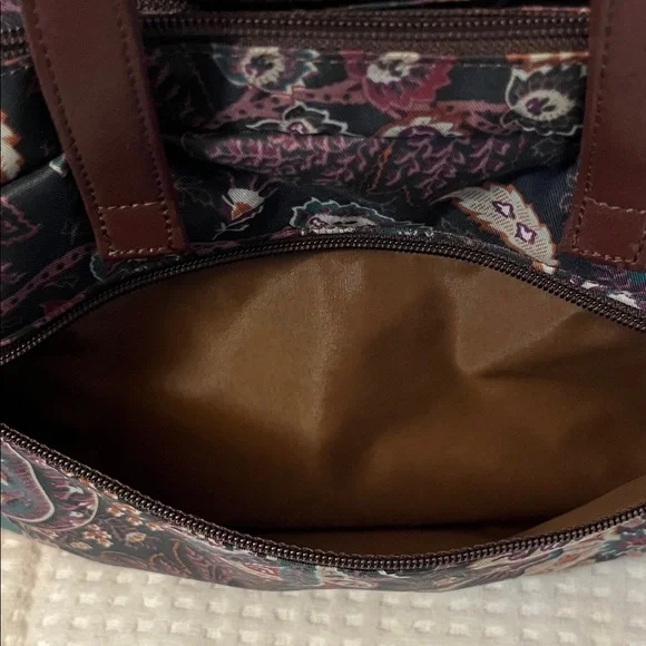 ETRO Floral Paisley Messanger Bag with Burgundy Strap - Picture 9 of 14